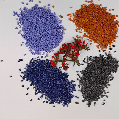 Özel TPU Granule Plastik Üretimi Ayakkabılar Telefon Saatler İçin Hammadde