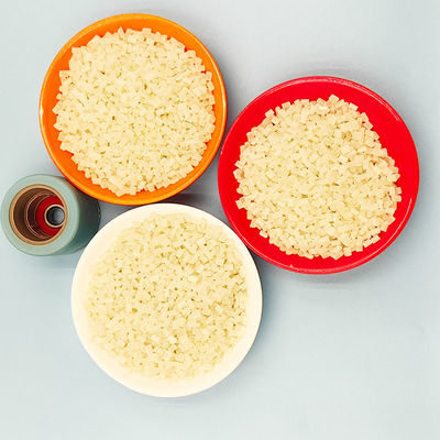 İletken TPU Hayvan Küpe Markaları İçin En İyi Seçenek 85A Sertlik Yağ Su ve Küf Dayanımlı %500 Uzama Guangdong