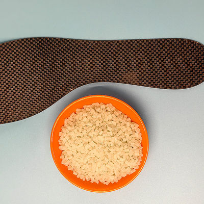 % 40 Karbon Fiber TPU Granule Plastik Enjeksiyon Kalıplaması için Hafif