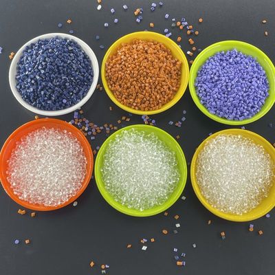 Esneklik ve 500-700% uzunlukta özel renkli enjeksiyon yapımı TPU