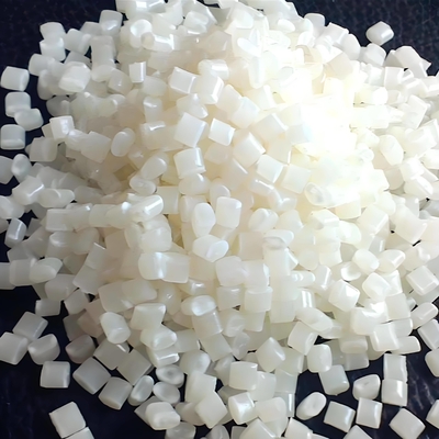 TPEE Hammadde Otomobil Endüstriyel Kullanımı İçin Olağanüstü Yüksek Sıcaklığa Direnci Üstün Fleks Yorgunluk Direnci Termoplastik Poliester Elastomer