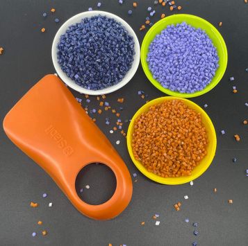 Manufacture Price 55A-74D Hardness TPU Raw Material polyurethane Original Color Black Color Rebound Wear Resistance for Shoe Soles