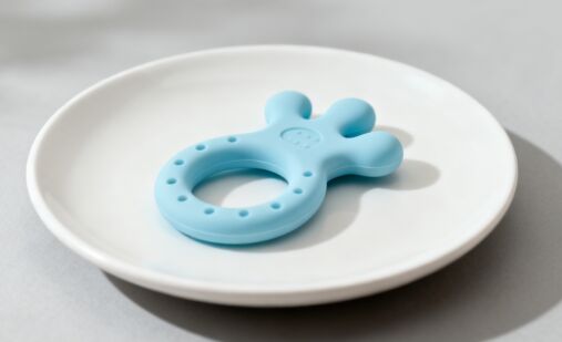 Gündelik kalıplama ürünleri için yumuşak, toksik olmayan, çevre dostu, ham madde olan TPE peletleri